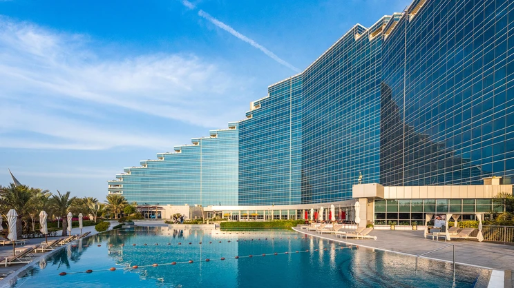 Art Hotel & Resort